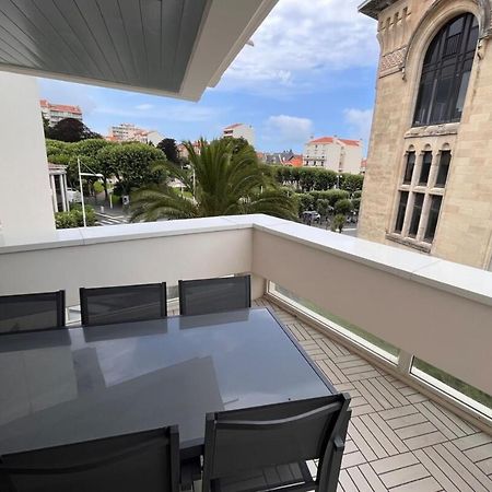 Apartment Hyper-Center Biarritz With Parking Luaran gambar