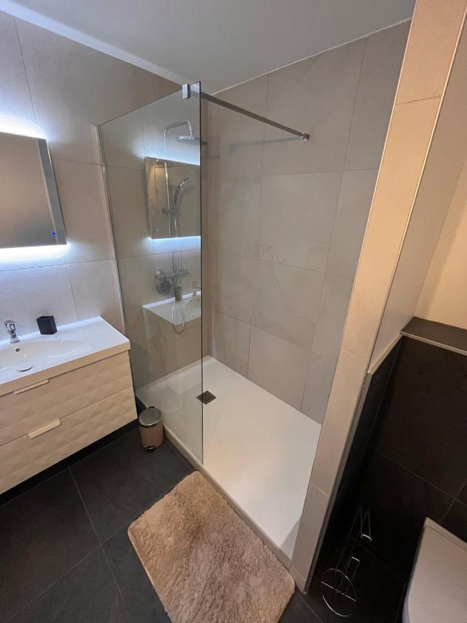 Apartment Hyper-Center Biarritz With Parking Luaran gambar